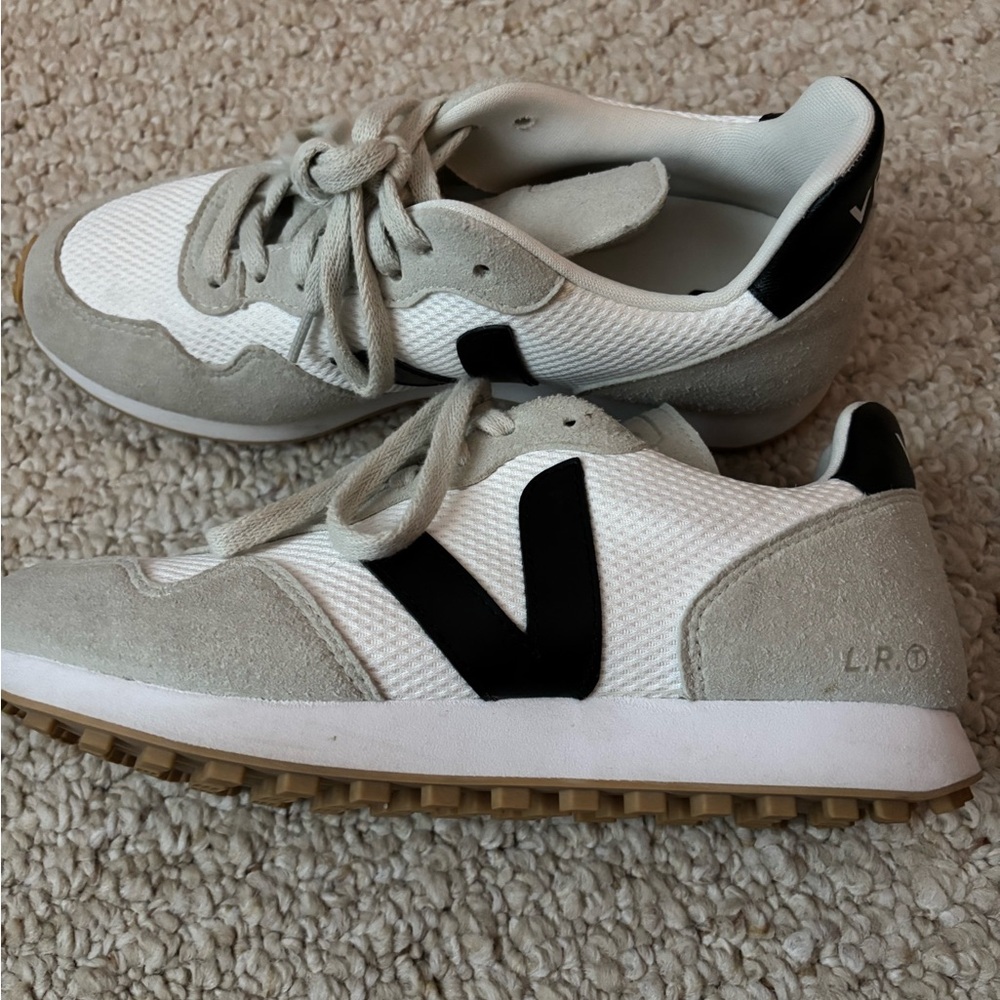 Veja Rio Branco White/Gray/Black Sneakers